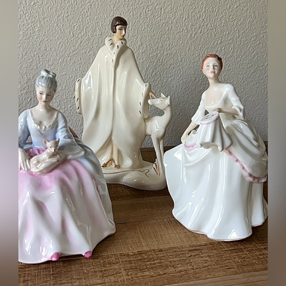 Royal Doulton Dolls - Picture 11 of 13
